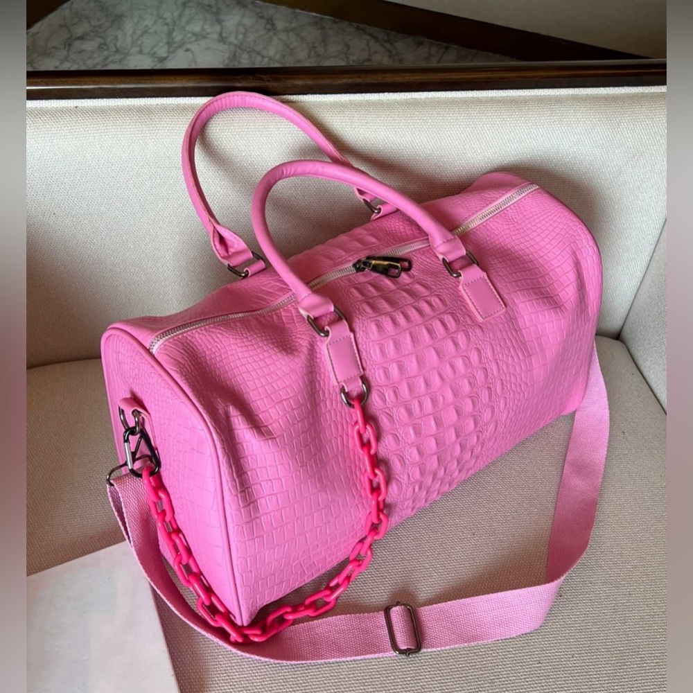 Duffle bag gym Tote carry on New Tote Pink Carry On suitcase Shoulder Bag